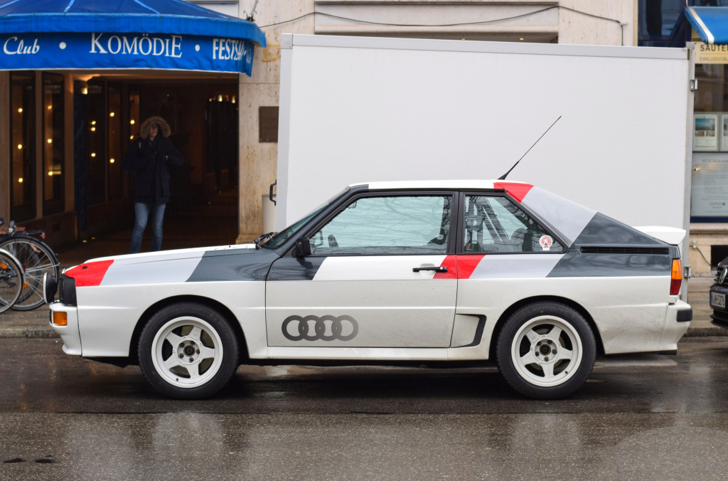 912700URQUATTRO1502.jpg