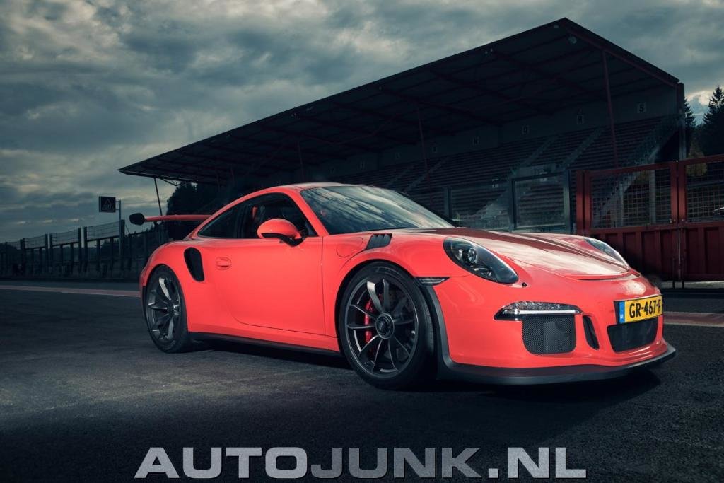 9145730144PORSCHE991GT3RS.jpg