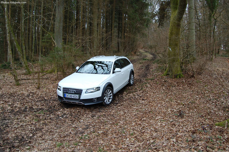 91468027AUDIA4ALLROAD.jpg