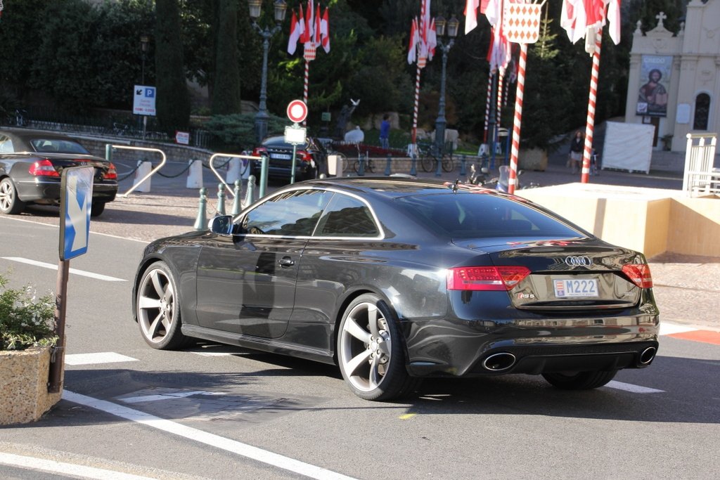 915035AUDIRS5576.jpg
