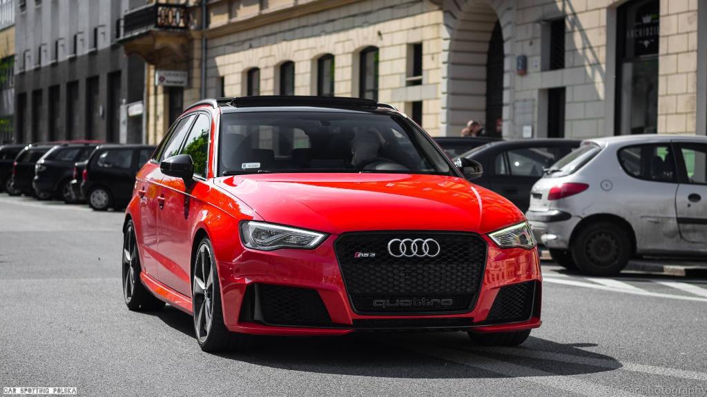 915246RS38V2698.jpg