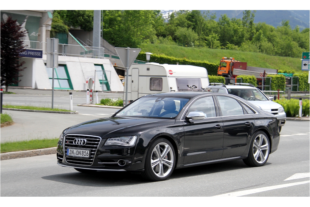 915495S8D4ESQUIROU013.jpg
