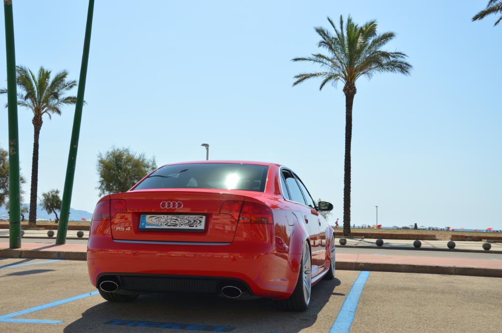 915976AUDIRS42755.jpg