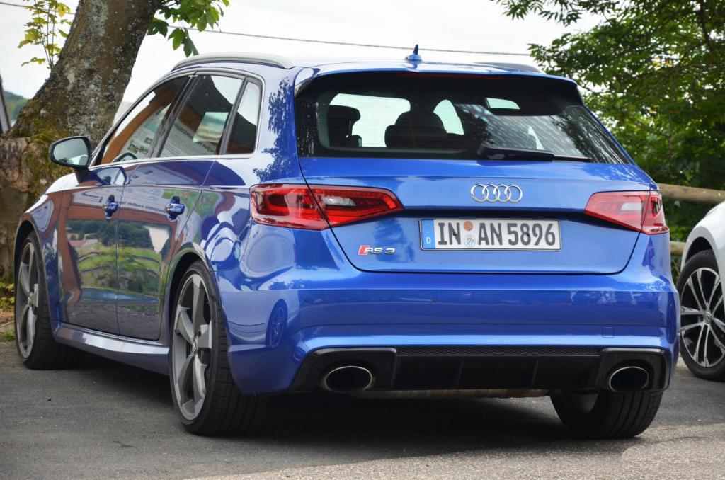 916706RS38V2772.jpg