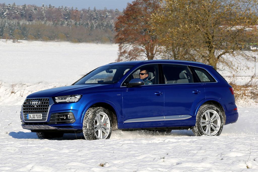 916918AUDISQ70560.jpg