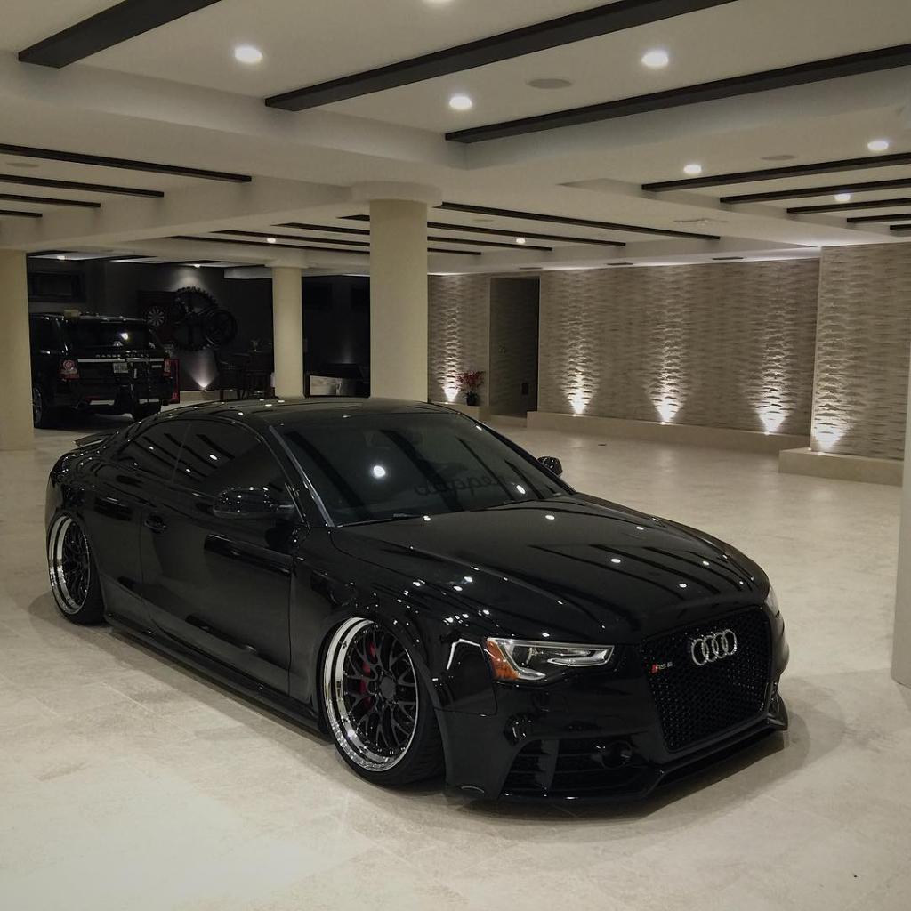 921046AUDIRS53020.jpg