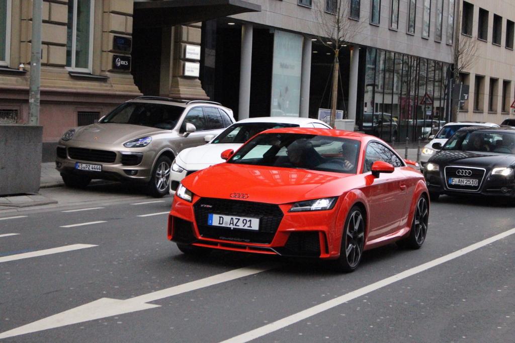 922587AUDITTRS8S0670.jpg