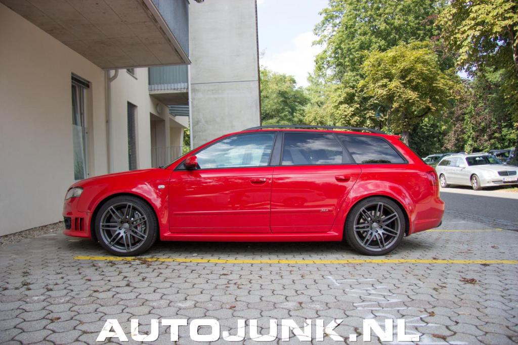 924739AUDIRS42173.jpg