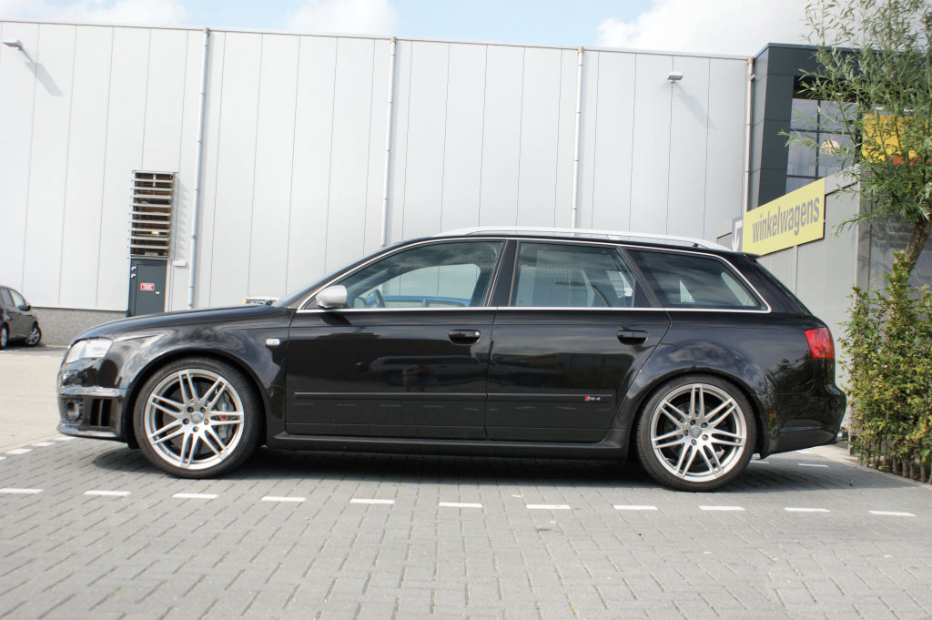 925200AUDIRS4968.jpg