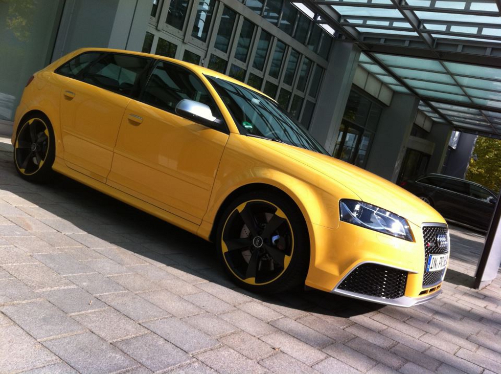 926507081RS3ESQUIROU.jpg