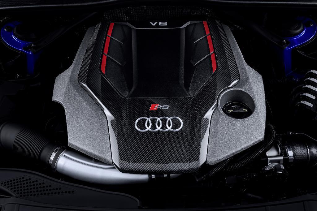 927371AUDIRS4B90026.jpg