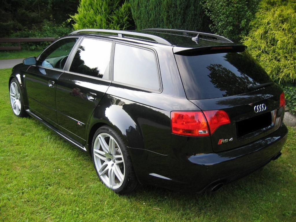 927759AUDIRS42381.jpg