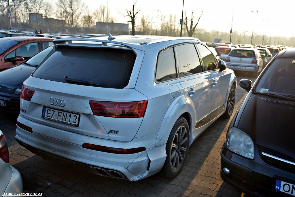 928320Q7MK21324.jpg