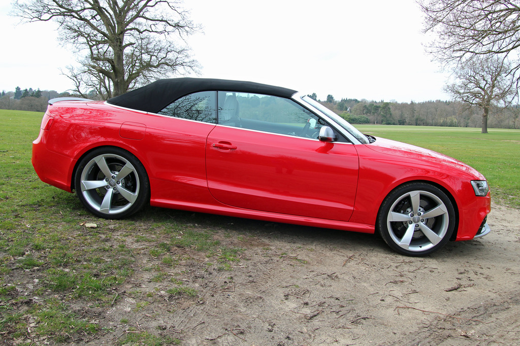931848202RS5CABRIOLET.jpg