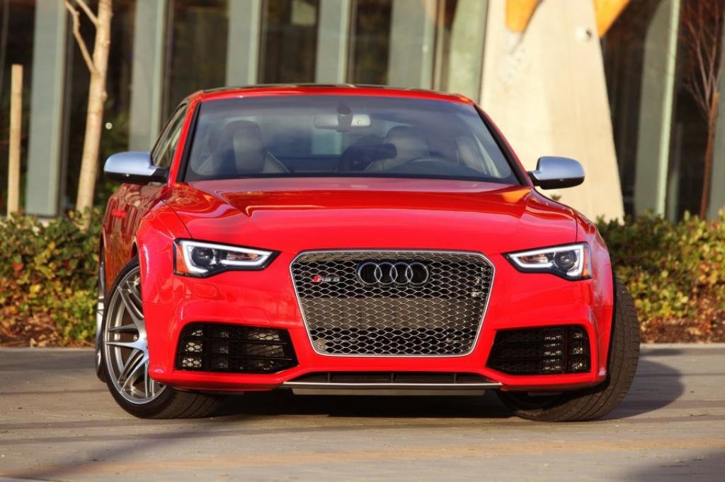932176AUDIRS5743.jpg