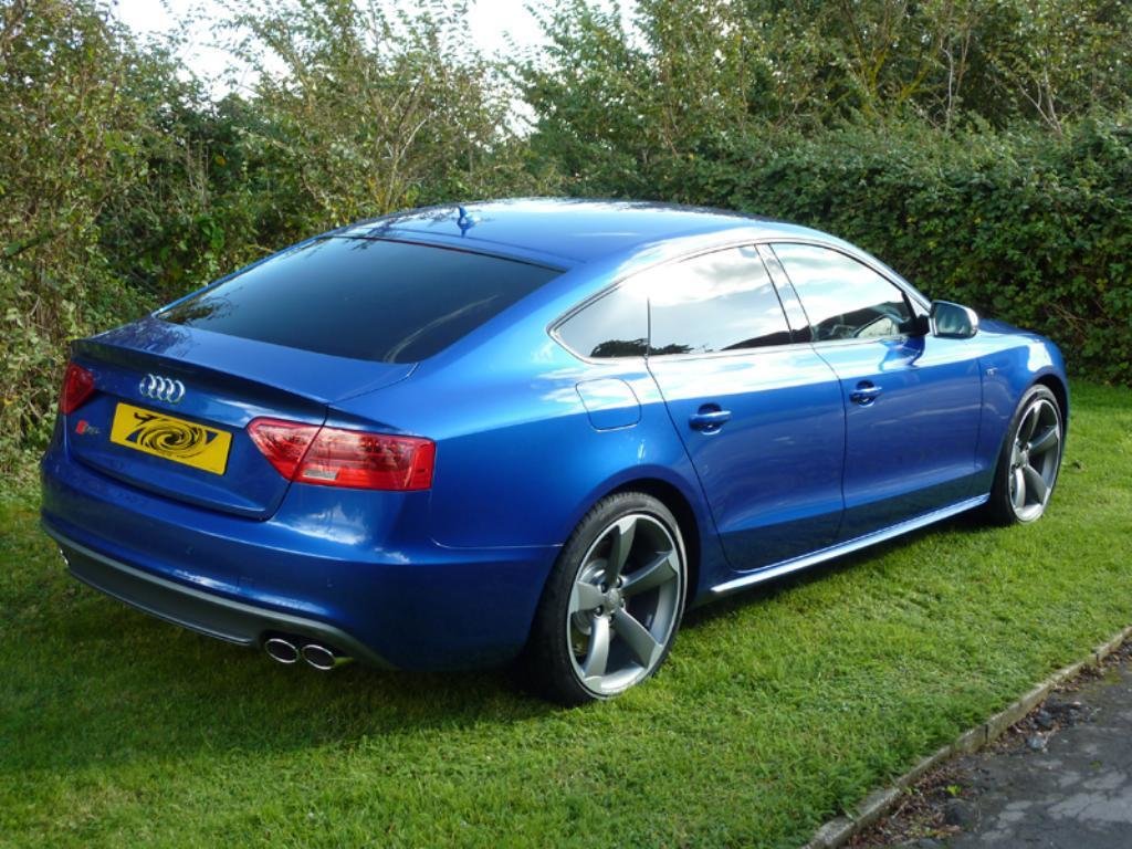 932739476S5SPORTBACK.jpg