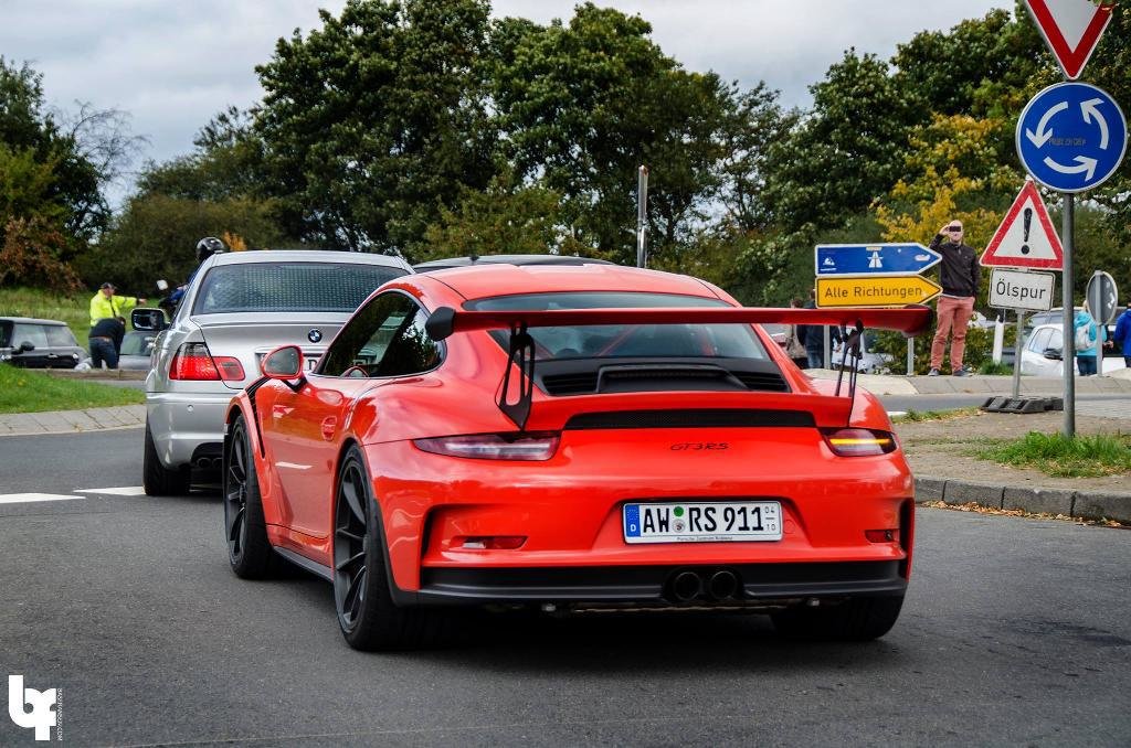 9329860239PORSCHE991GT3RS.jpg
