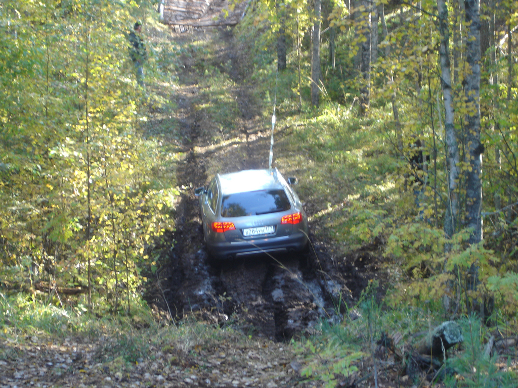 93306499AUDIA6C6ALLROAD.jpg