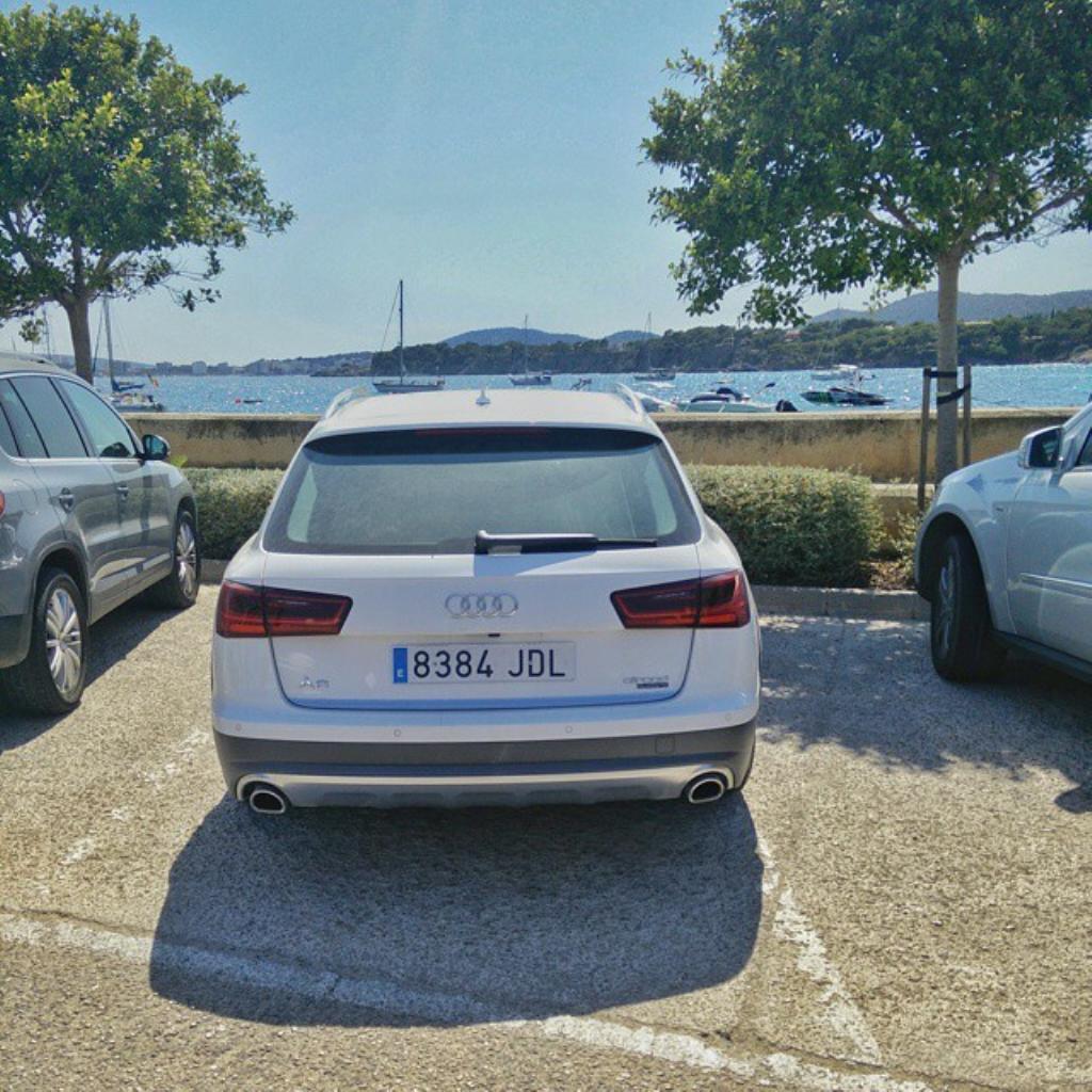 933917762AUDIA6C7ALLROAD.jpg