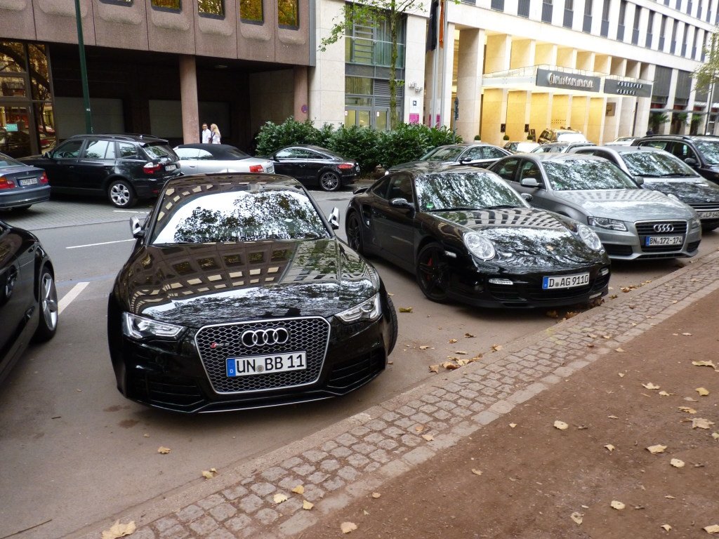 935202AUDIRS51056.jpg
