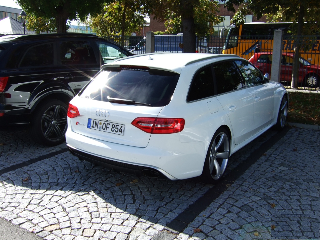 935596RS4B8440.jpg