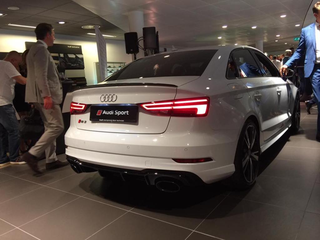 935603RS38V2940.jpg