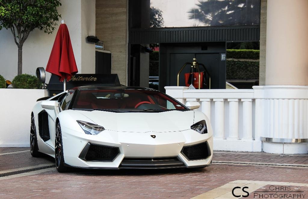 9358021106LAMBORGHINIAVENTADOR.jpg