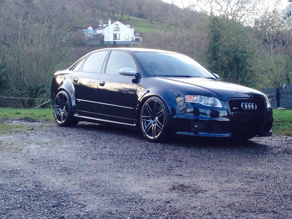 937073AUDIRS41014.jpg