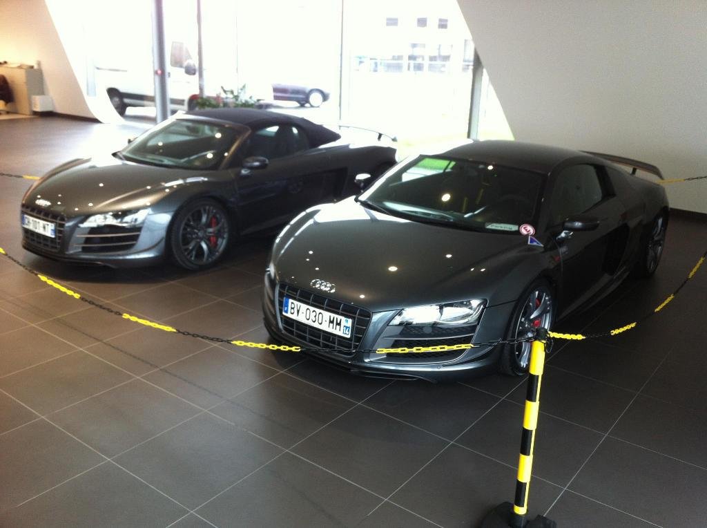 937086R8GT788.jpg