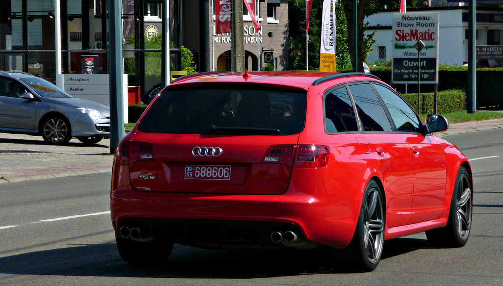 937553RS6580.jpg