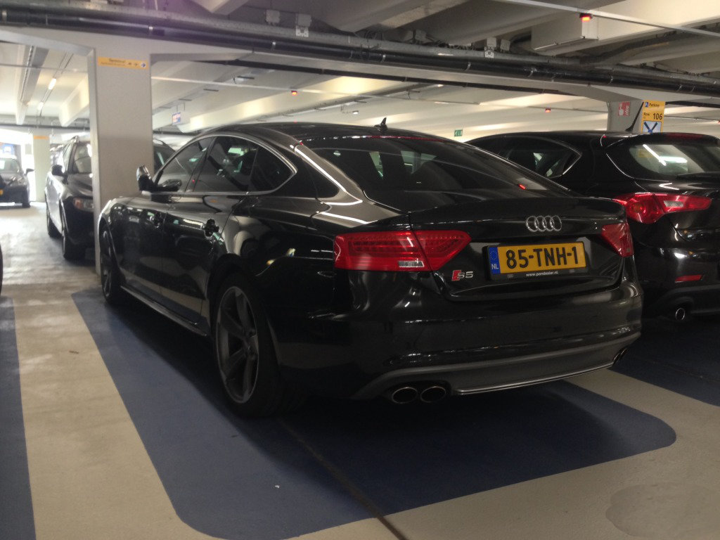 937568299S5SPORTBACK.jpg