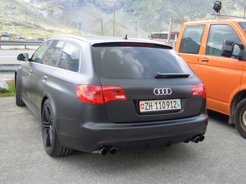 937713RS6683.jpg