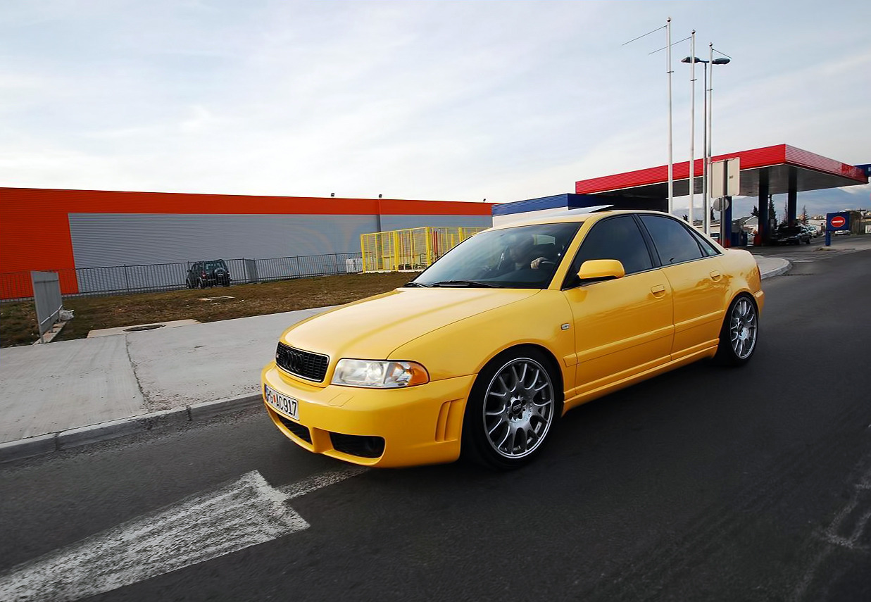 93829752sd.jpg