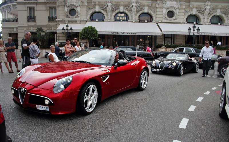 938451alfa_romeo_8c_spider.jpg
