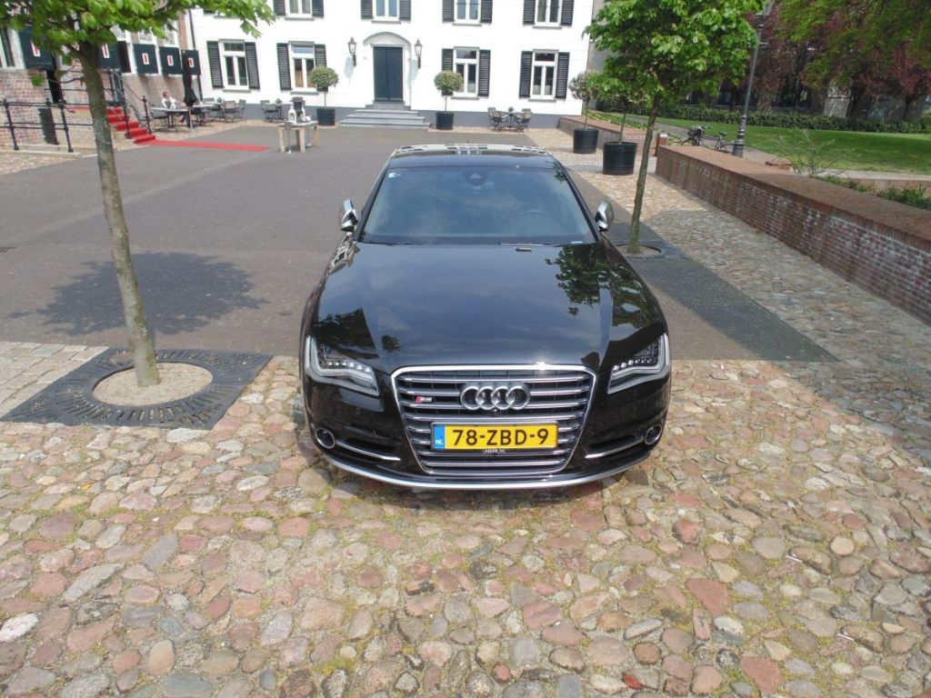 942375S8D4708.jpg