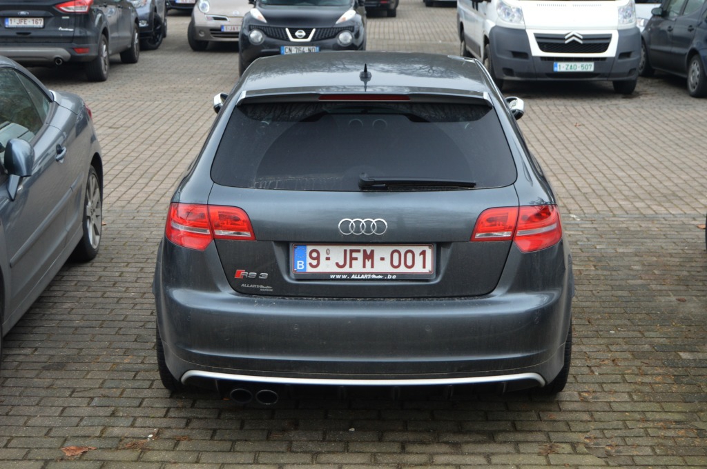 9429901497RS3.jpg