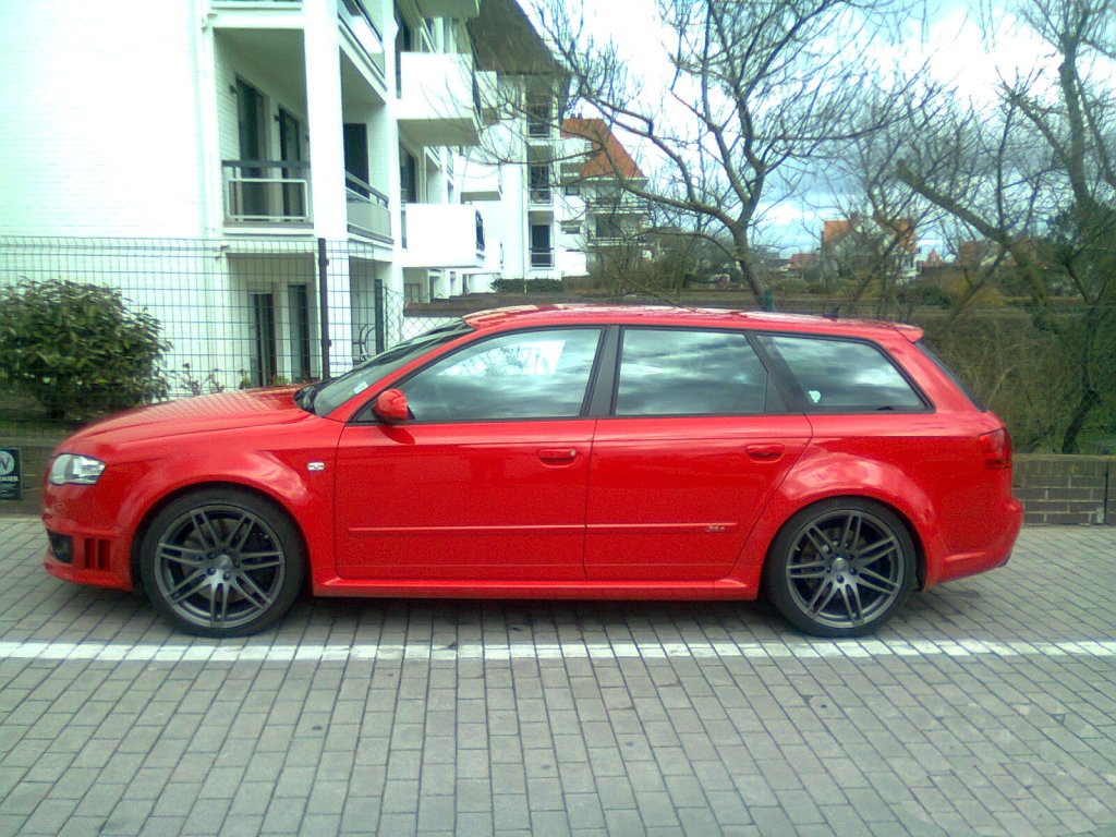 943532AUDIRS4814.jpg