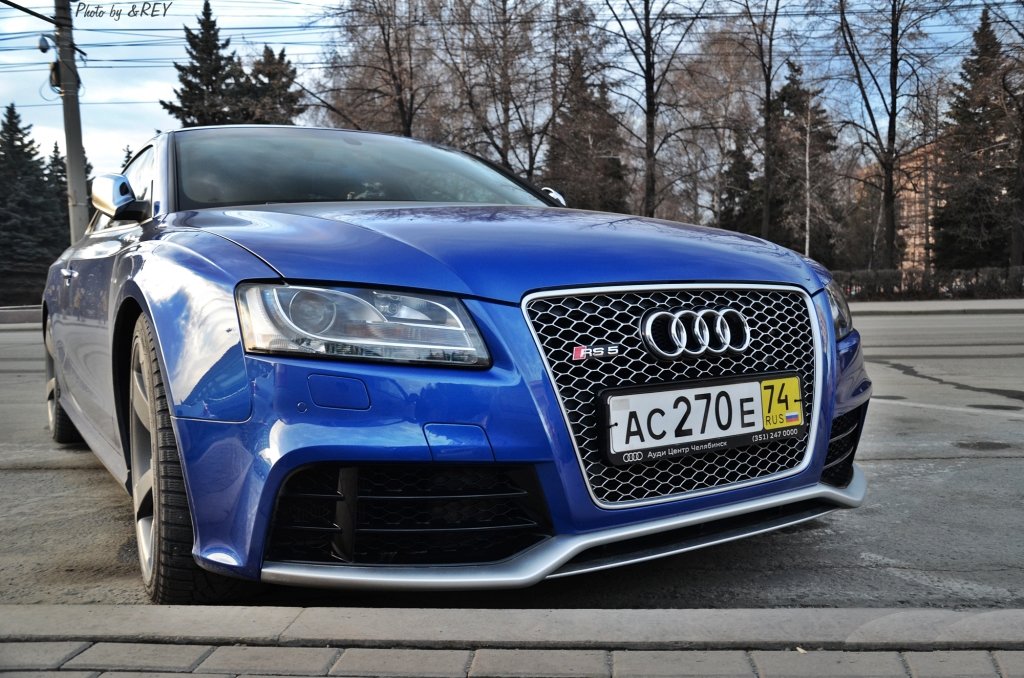 943811AUDIRS5922.jpg