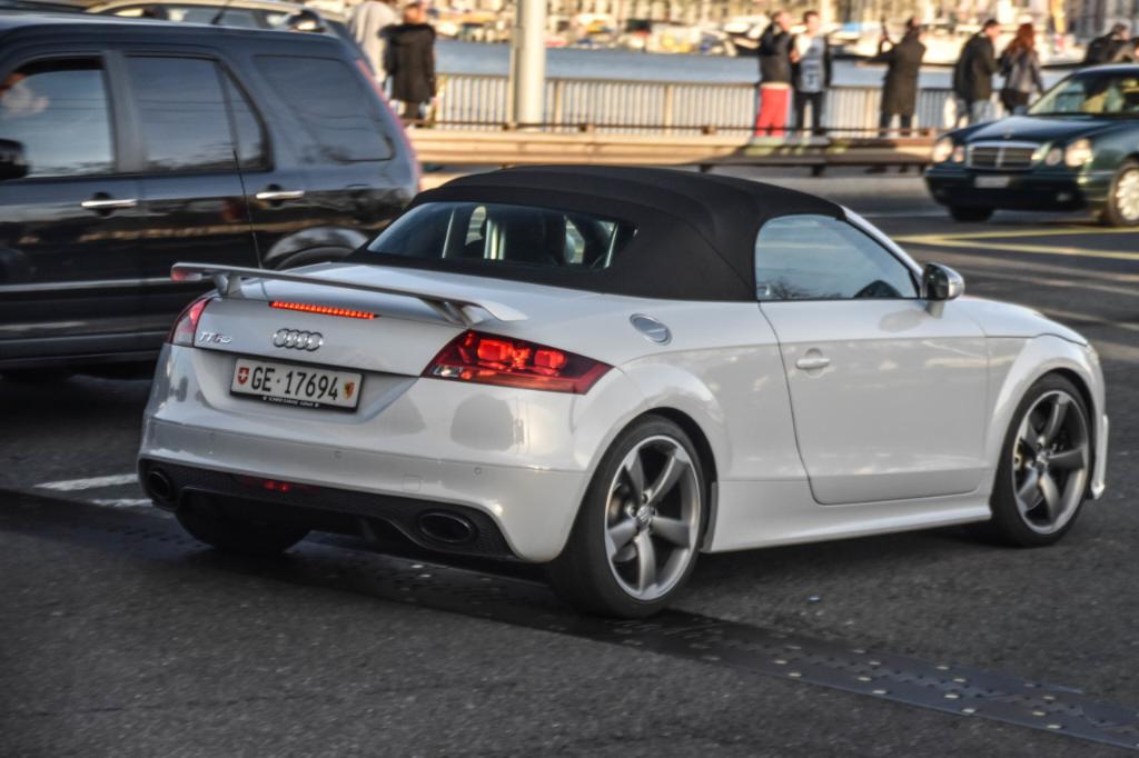 944035AUDITTRS2534.jpg