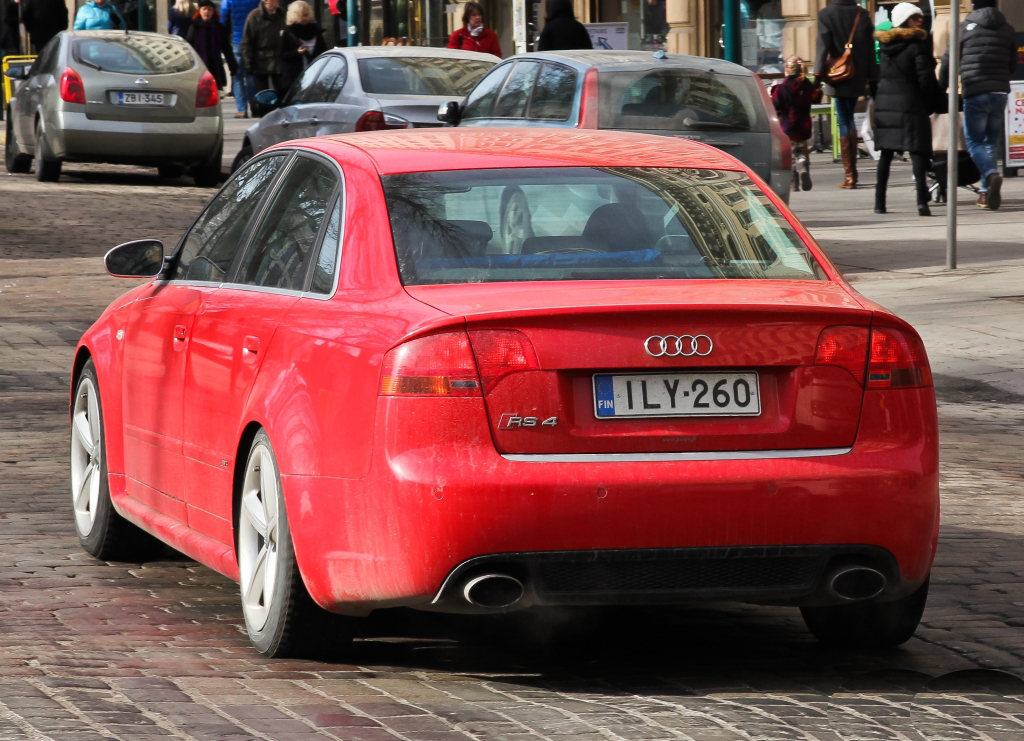 944210AUDIRS41136.jpg