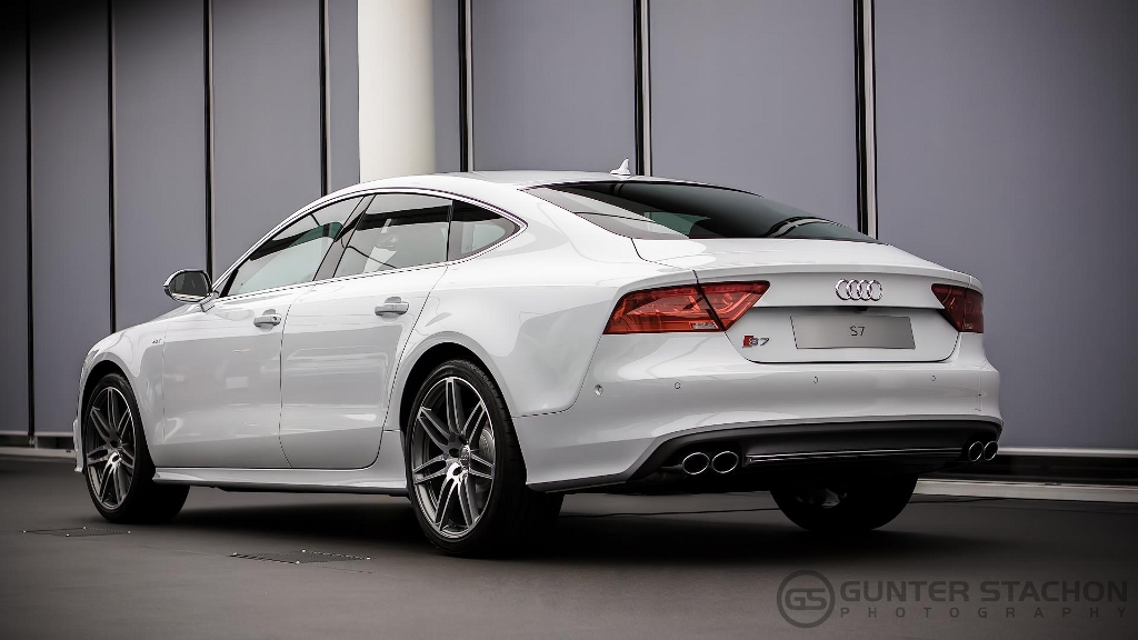 945464S7072.jpg