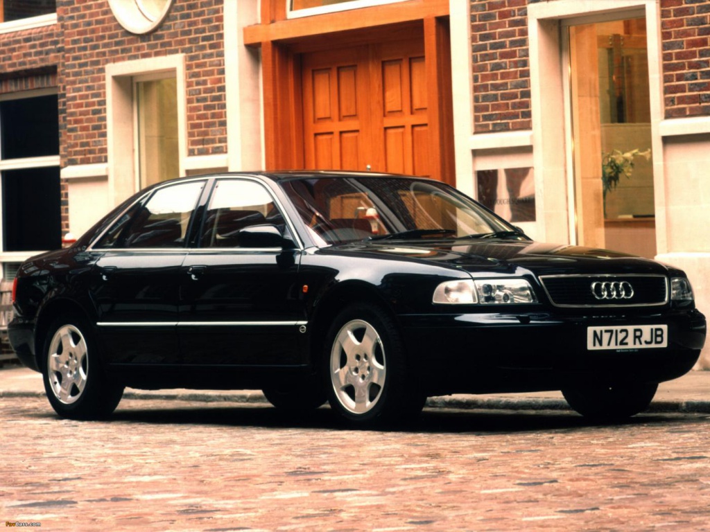 945815AudiA8D22.jpg