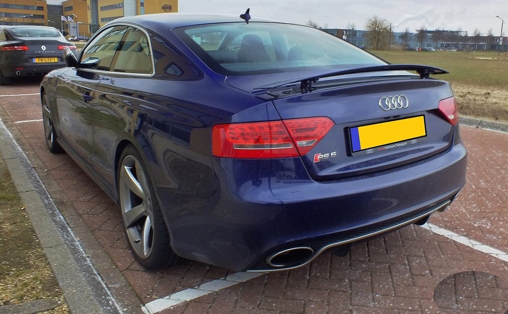 947497AUDIRS5731.jpg