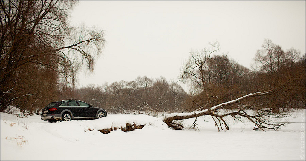 948466304AUDIA4ALLROAD.jpg