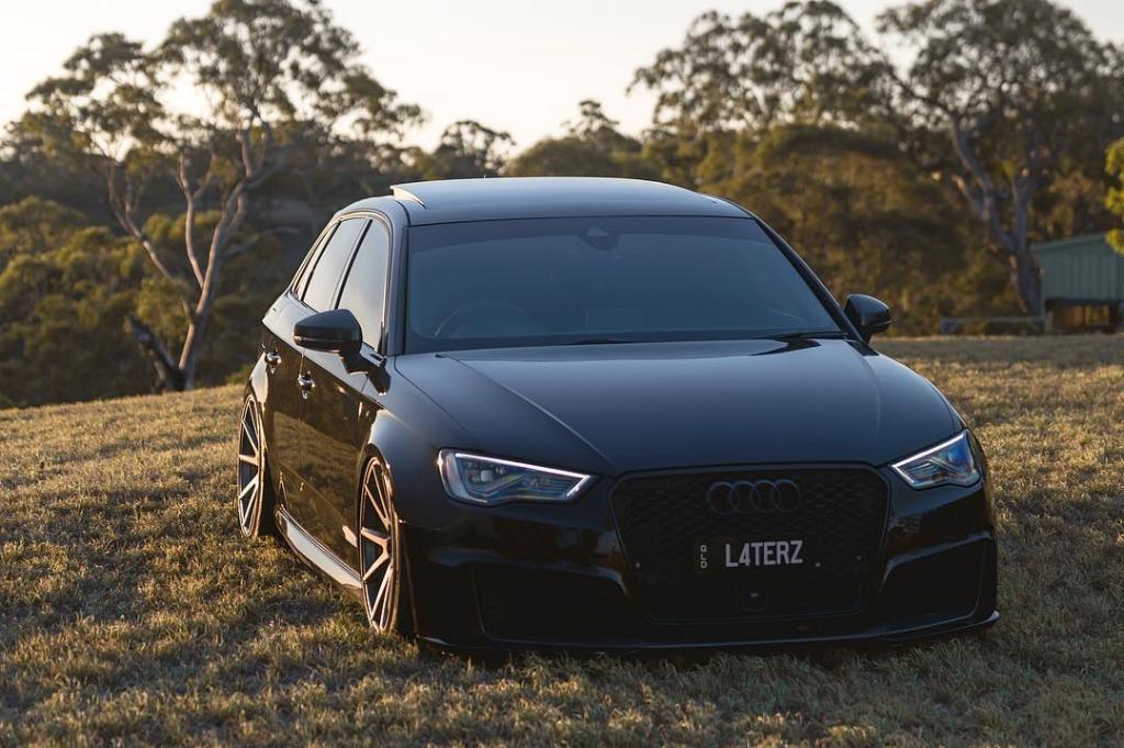 949230RS38V2038.jpg