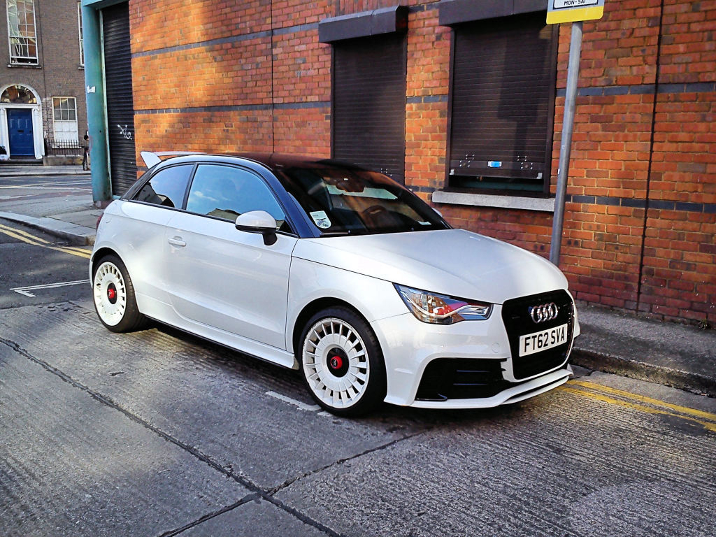 949868A1QUATTRO413.jpg