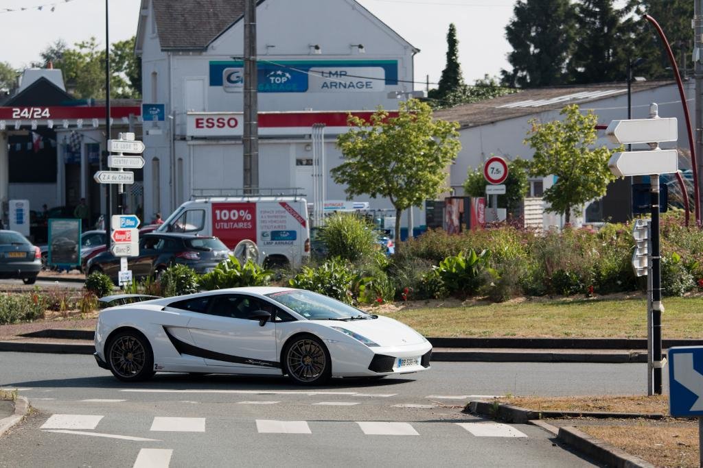 9505021009LAMBORGHINI570.jpg