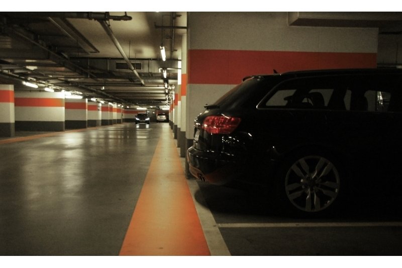 950687122S6ESQUIROU.jpg