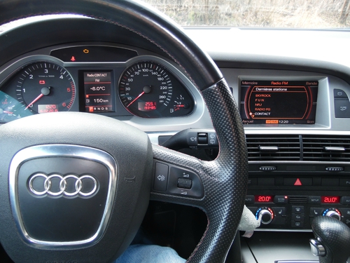 102258385_m.jpg?224514