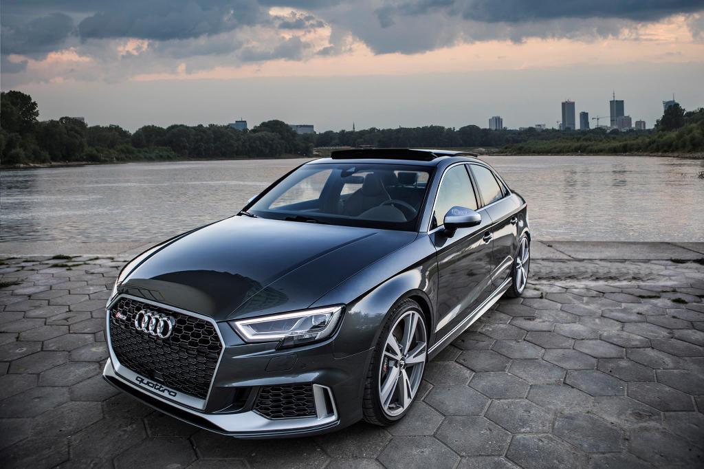 951821RS38V3054.jpg